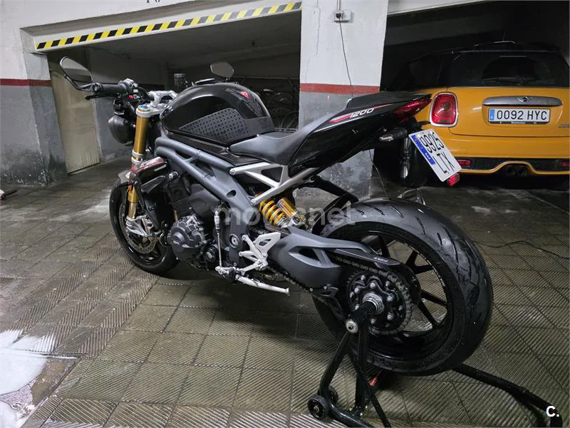Triumph Speed Triple – Vista 4