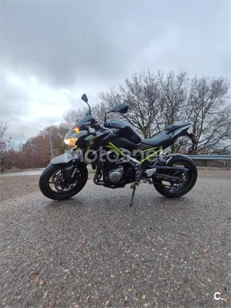 Kawasaki Z 900 – Vista 3