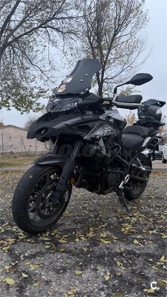 Benelli TRK 502 – Vista 4