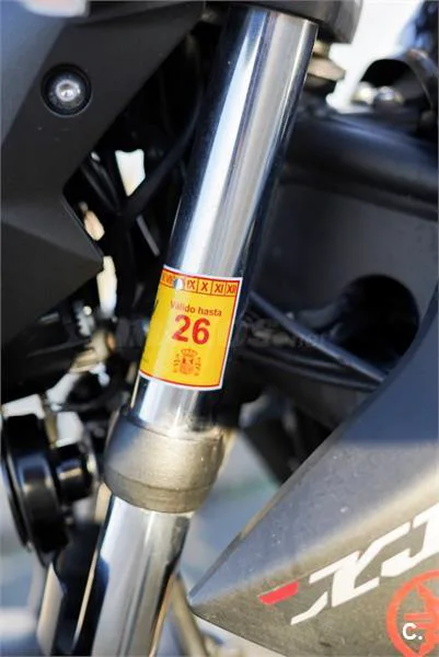 Yamaha XJ6 Diversion F – Vista 10