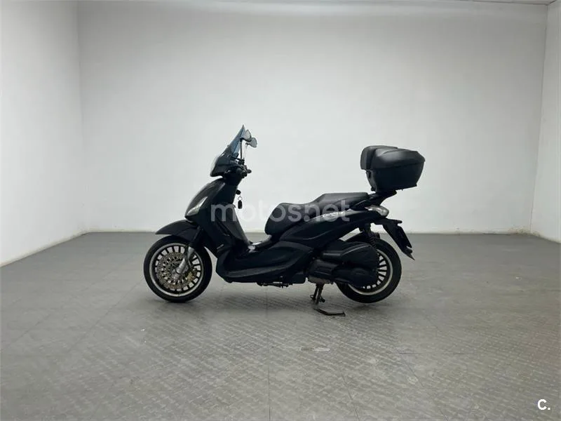 Piaggio Beverly 300 – Vista 5