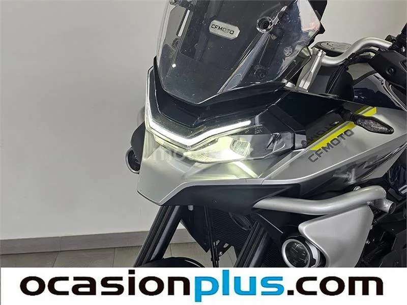 CFMOTO 800MT – Vista 17