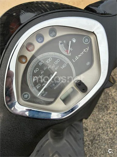 Piaggio LIBERTY S 125 1600 € 2011 Murcia - 1