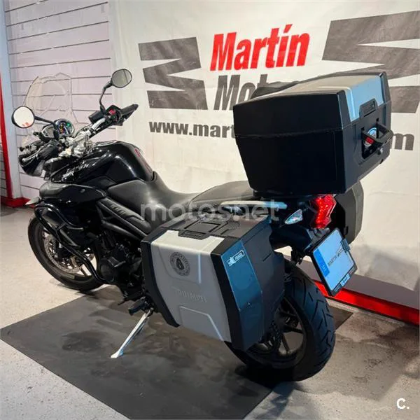 Triumph Tiger 800 – Vista 6