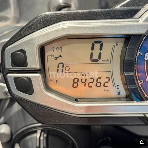 Triumph Tiger 800 – Vista 7