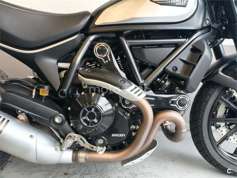 Ducati Scrambler – Vista 4
