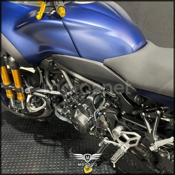 Yamaha Niken – Vista 7