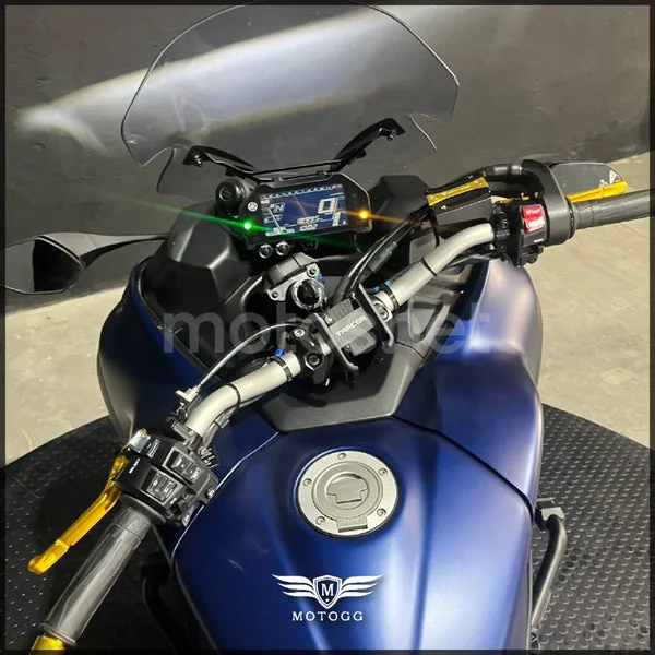 Yamaha Niken – Vista 8