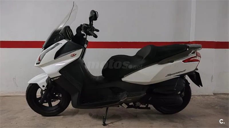 Kymco Super Dink 125i – Vista 3