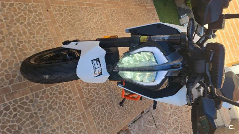 KTM 125 – Vista 4
