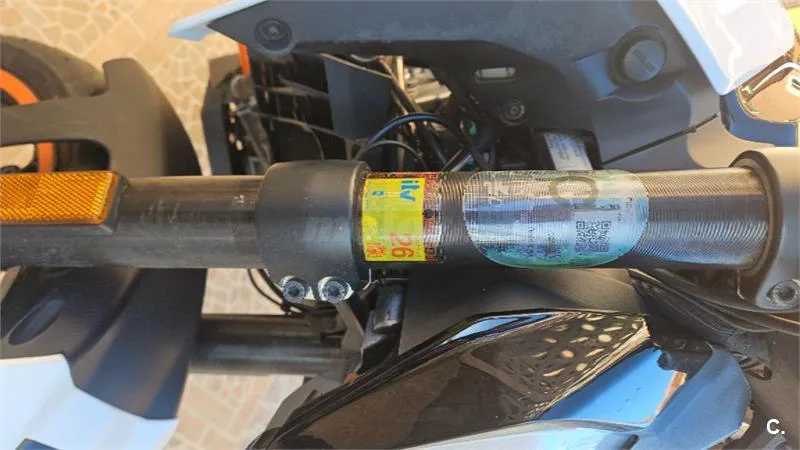 KTM 125 – Vista 6