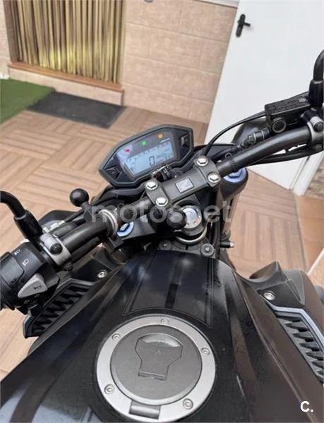 Honda CB 500 F – Vista 3