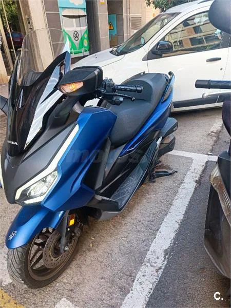 Honda Forza 350 – Vista 4