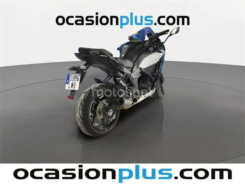 Kawasaki Ninja 1000 SX – Vista 3