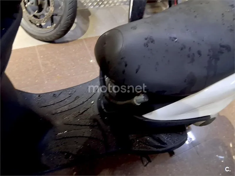 Derbi BOULEVARD 125 4T – Vista 9