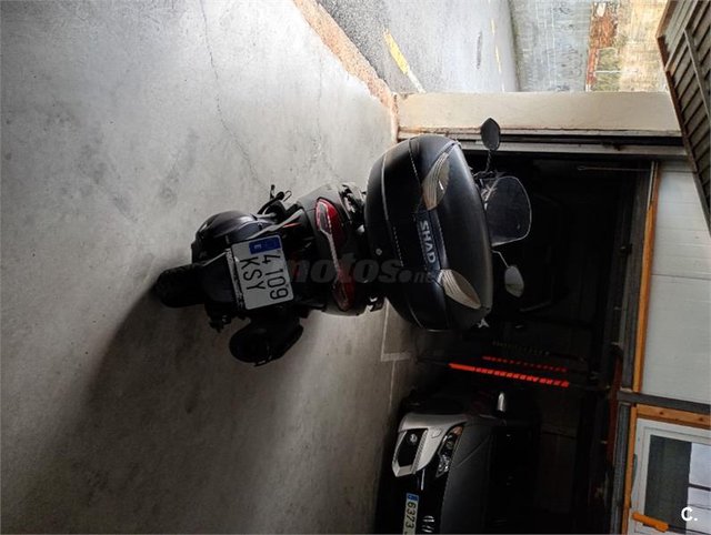 Suzuki BURGMAN 400 2000 € 2019 Barcelona