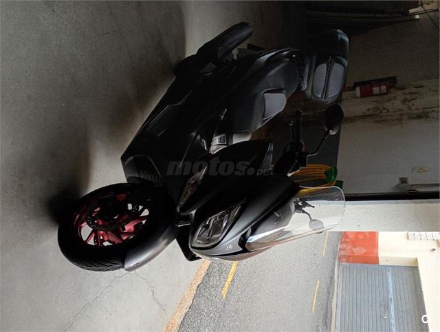 Suzuki BURGMAN 400 2000 € 2019 Barcelona