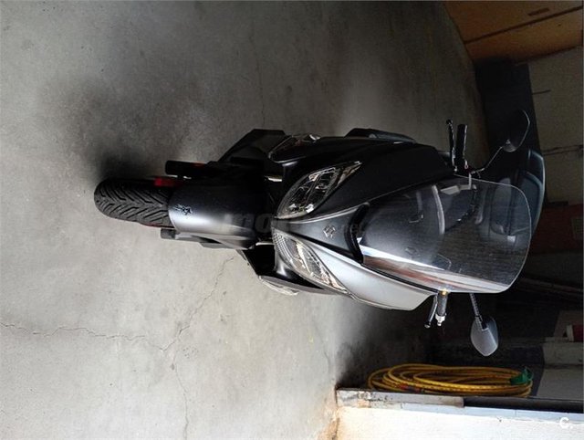 Suzuki BURGMAN 400 2000 € 2019 Barcelona