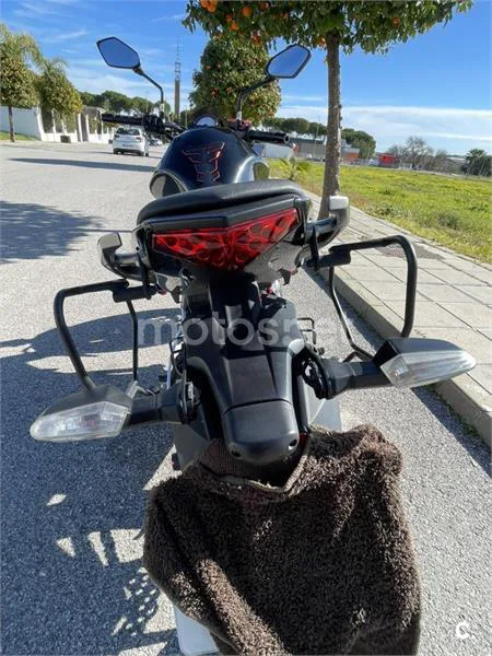 Kawasaki ER-6N – Vista 13