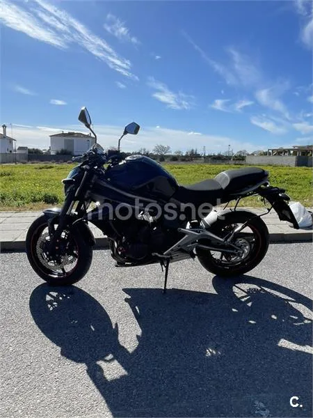 Kawasaki ER-6N – Vista 8