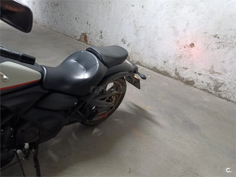 Kawasaki Vulcan S – Vista 7