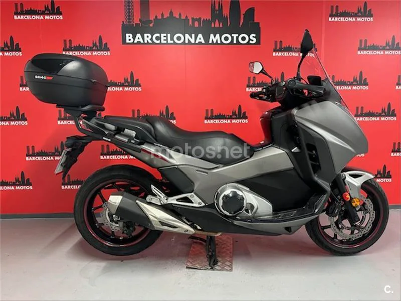 Honda Integra 750 S – Vista 3