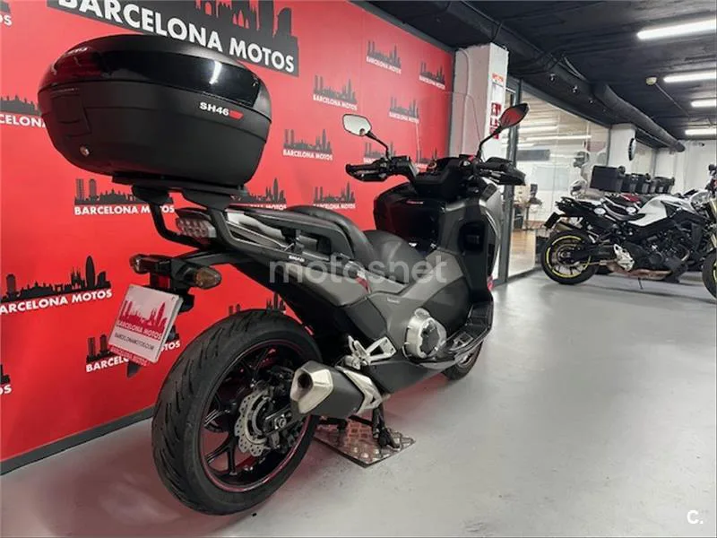 Honda Integra 750 S – Vista 6