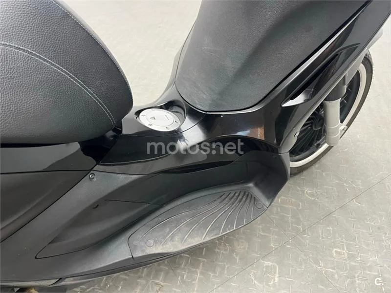 Piaggio Beverly 300 – Vista 11