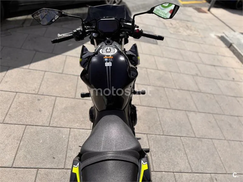 Kawasaki Z650 – Vista 11