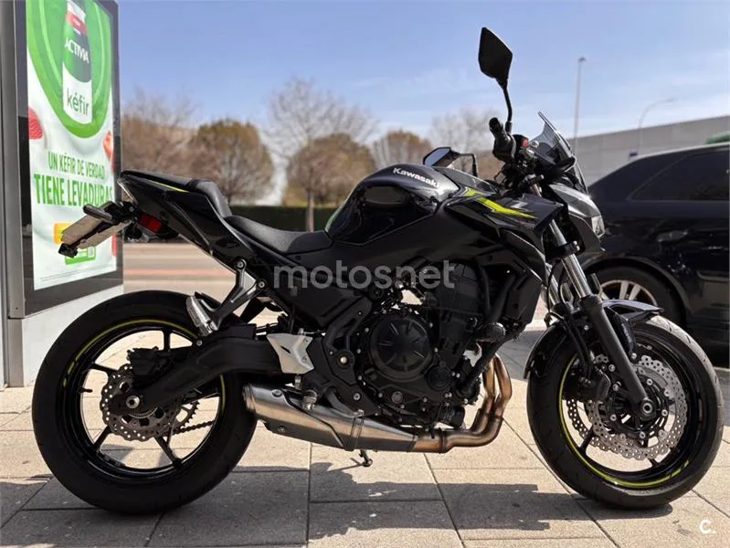 Kawasaki Z650 – Vista 6