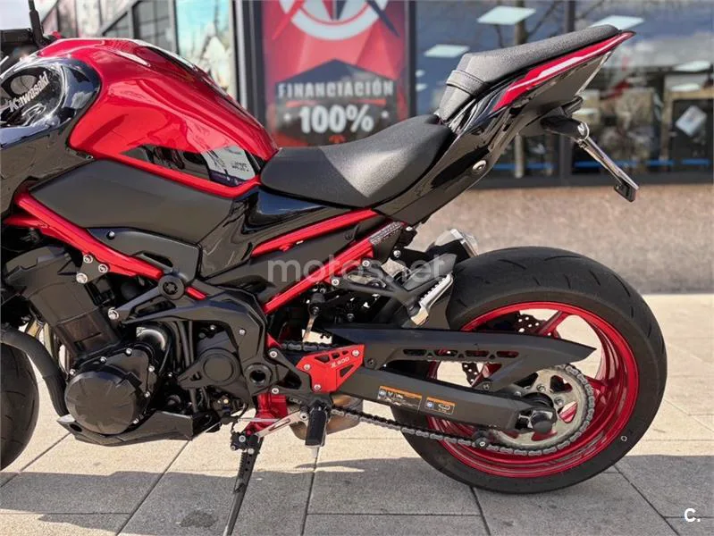 Kawasaki Z900 – Vista 3