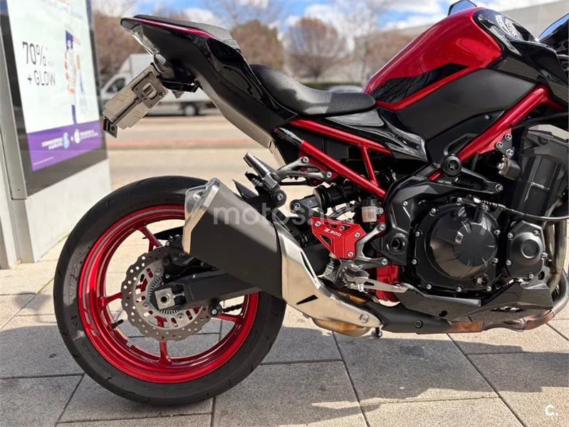 Kawasaki Z900 – Vista 9