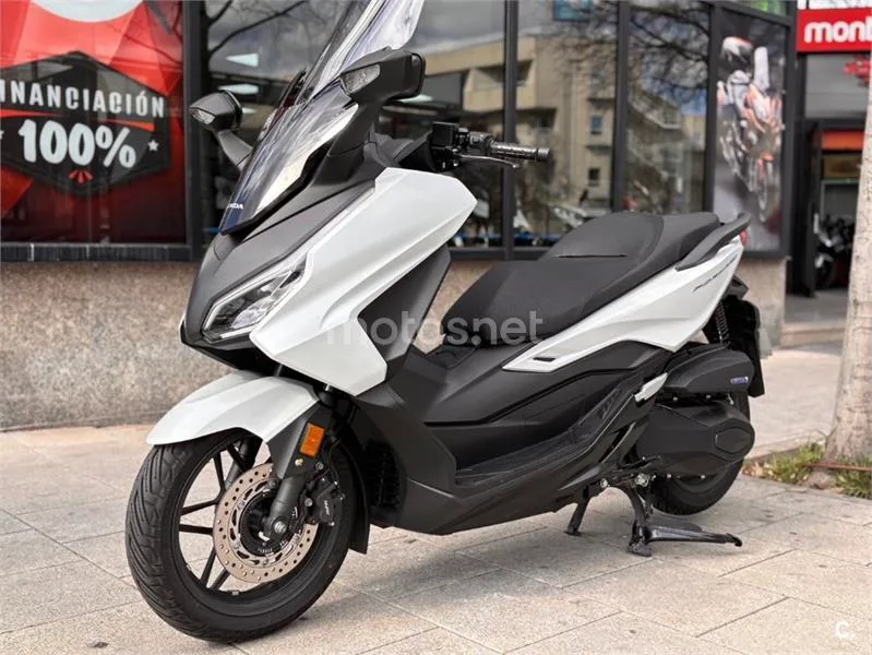 Honda Forza 350 – Vista 5