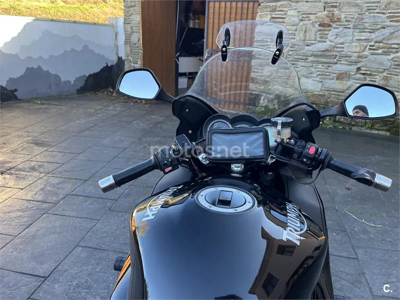 Triumph Sprint GT – Vista 2