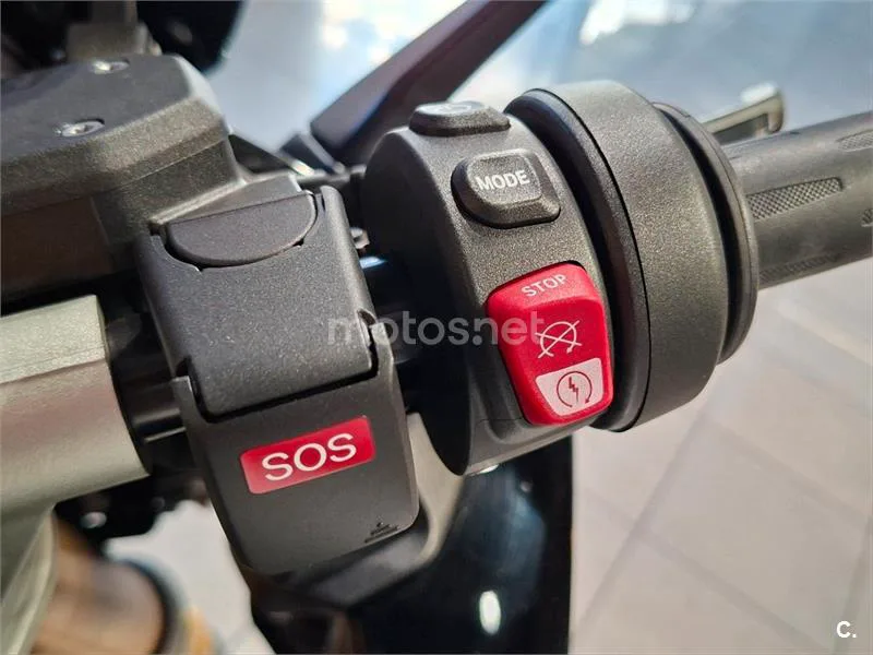 BMW R 1300 RS – Vista 7