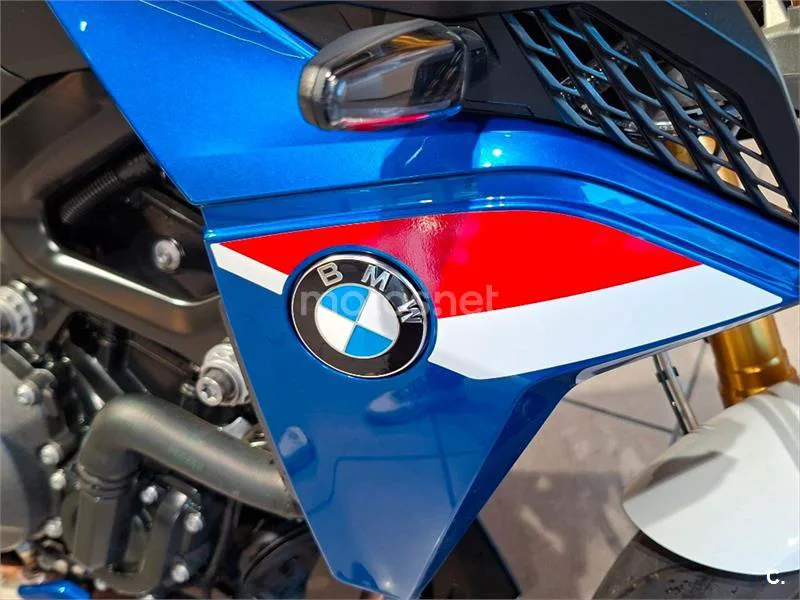 BMW F 900 R – Vista 3