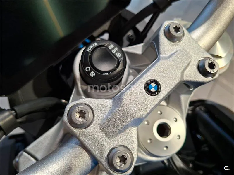 BMW F 900 R – Vista 9
