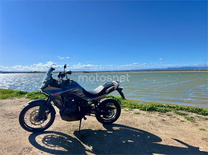 Honda XL 750 Transalp – Vista 4