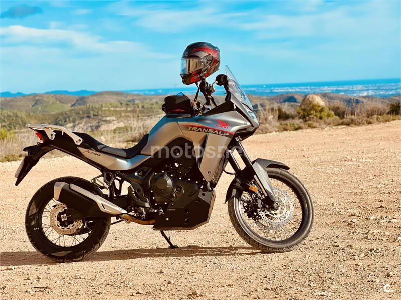 Honda XL 750 Transalp – Vista 5
