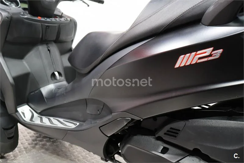 Piaggio MP3 – Vista 14