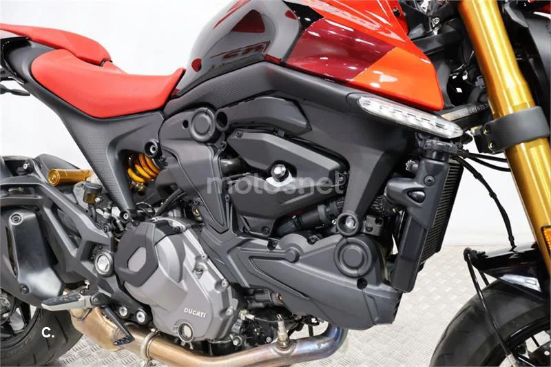Ducati Monster – Vista 12