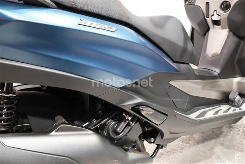 Piaggio MP3 530 Exclusive – Vista 15