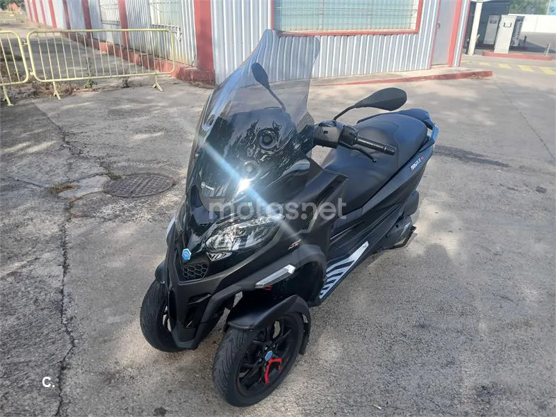 Piaggio MP3 Sport 400 – Vista 4
