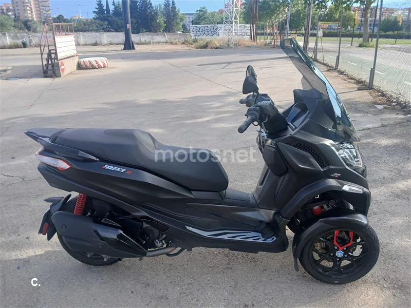 Piaggio MP3 Sport 400 – Vista 5