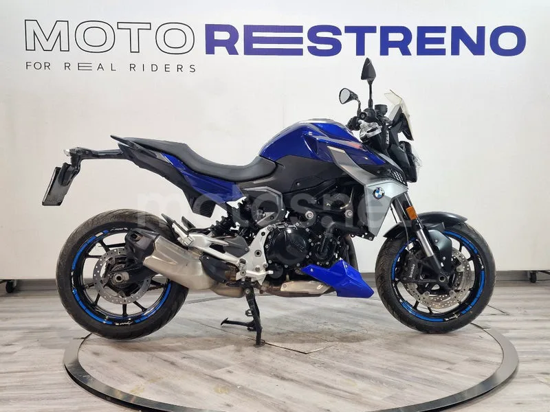 BMW F 900 R – Vista 7