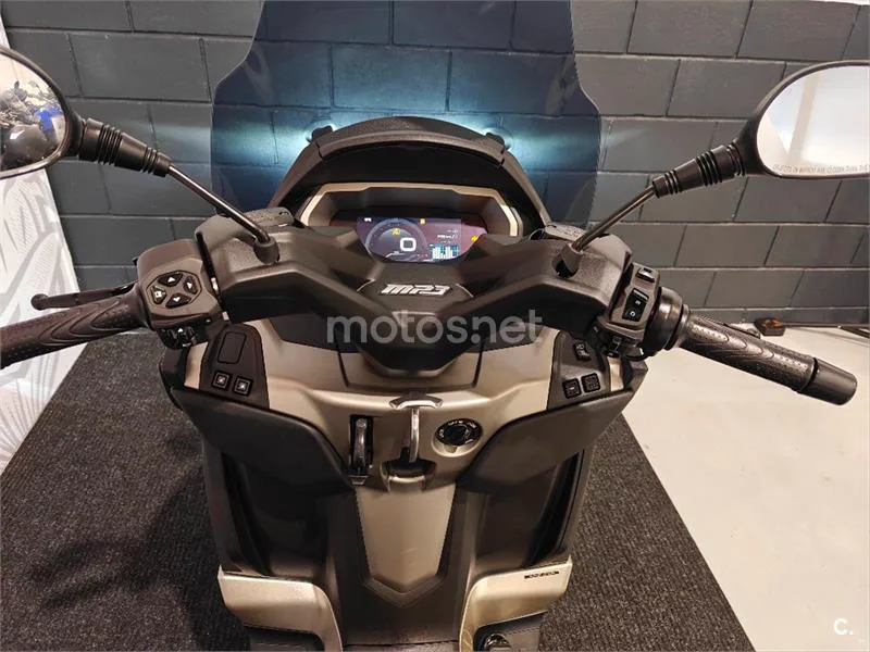 Piaggio MP3 – Vista 10