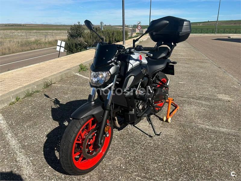 Yamaha MT-07 – Vista 5