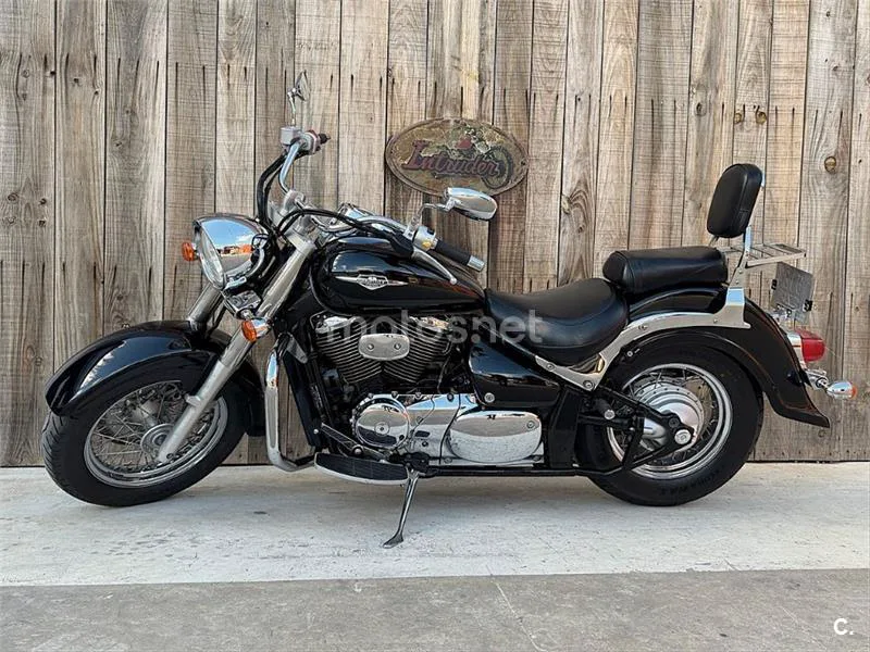 Suzuki Intruder C800 – Vista 11