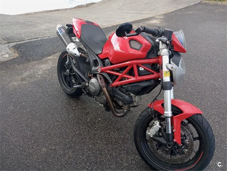 Ducati Monster 796 – Vista 4