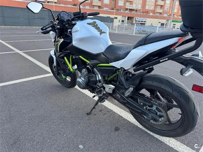 Kawasaki Z650 – Vista 3